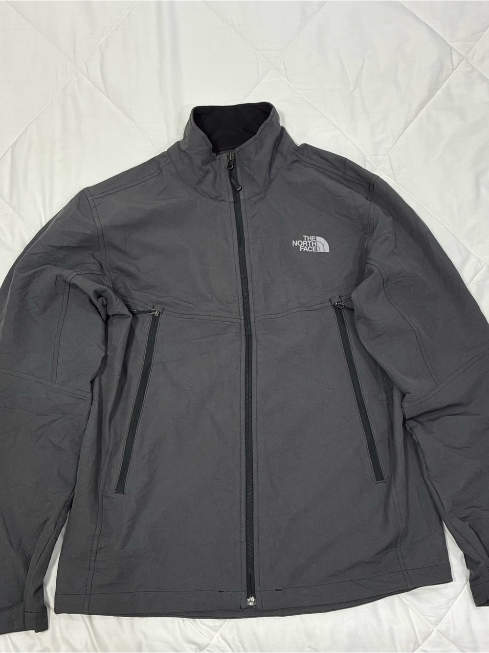 The North Face Men's Charcoal Gray Softshell Windbreaker